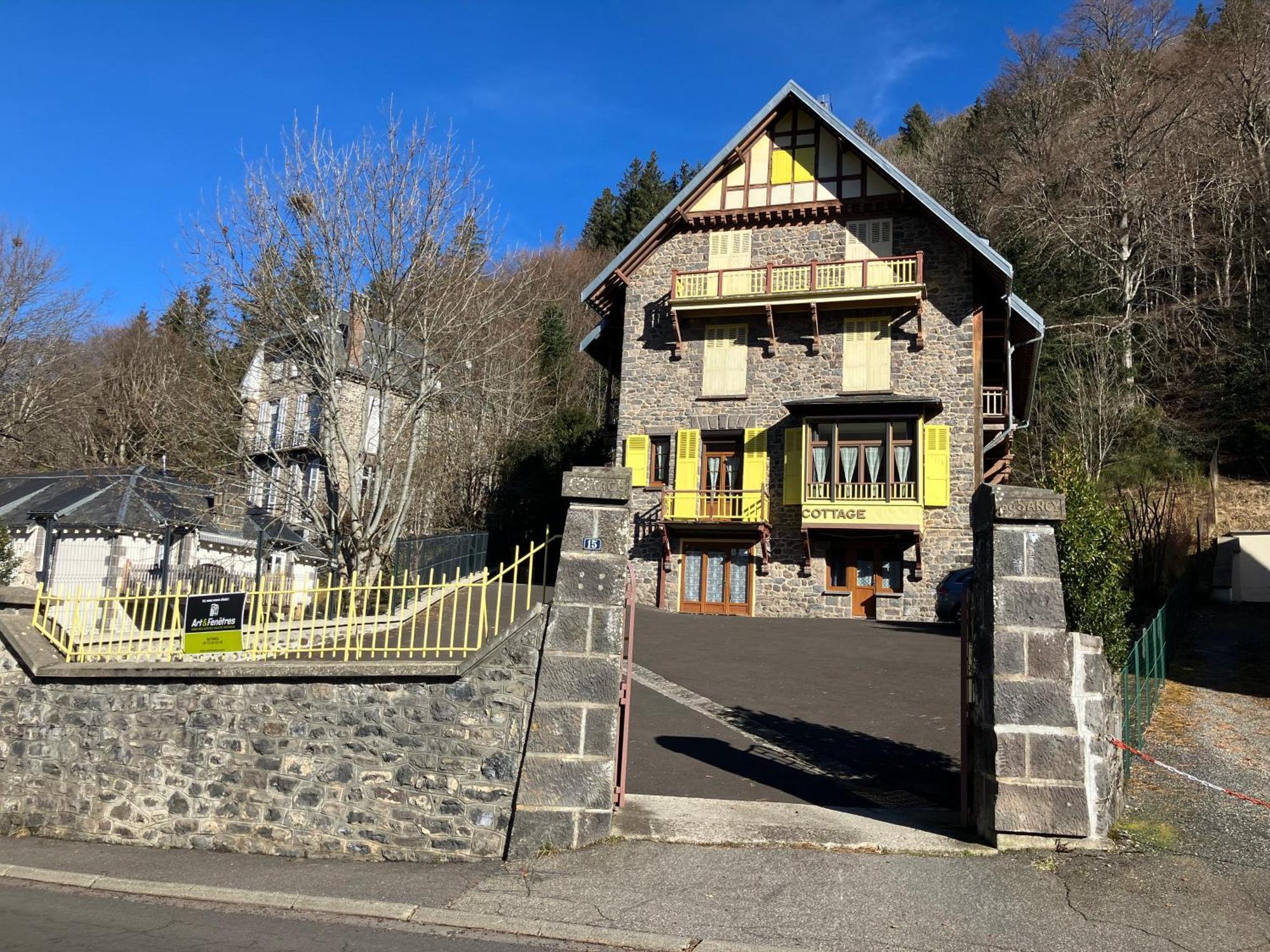 Dore Rez De Chausse * Le Mont-Dore